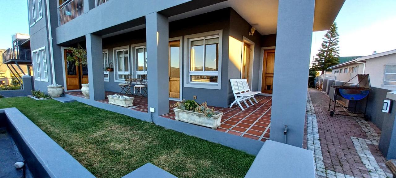 Oppikoppi De Kelders Hotel Room photo